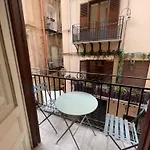 Le Colonne Del Massimo - In Front Of Massimo Theatre * Παλέρμο